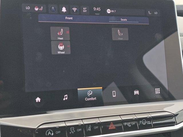 Photo of 2022 Diamond Black Jeep Compass