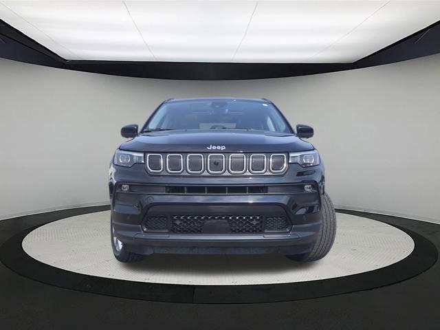 Photo of 2022 Diamond Black Jeep Compass