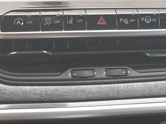 Photo of 2022 Diamond Black Jeep Compass