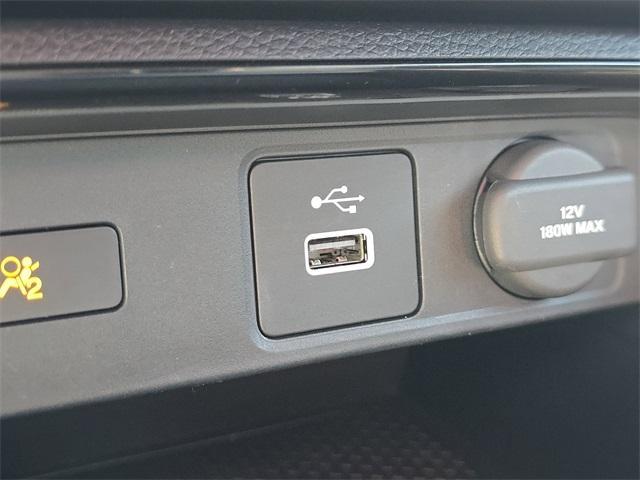 Photo of 2024 Urban Gray Pearl Honda CR-V
