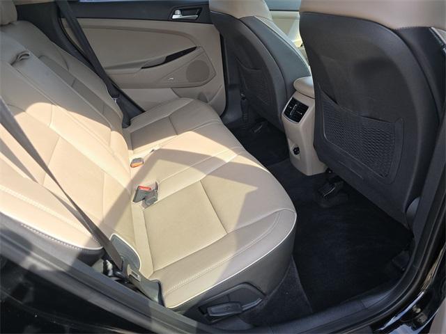 Photo of 2021 Black Noir Pearl Hyundai TUCSON