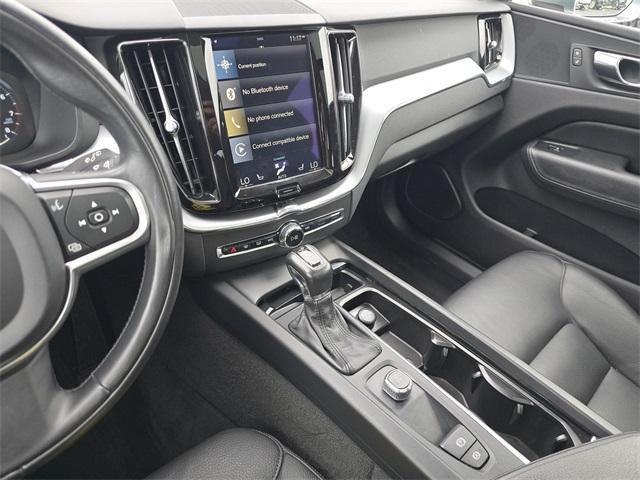 Photo of 2018 Gray Metallic Volvo XC60