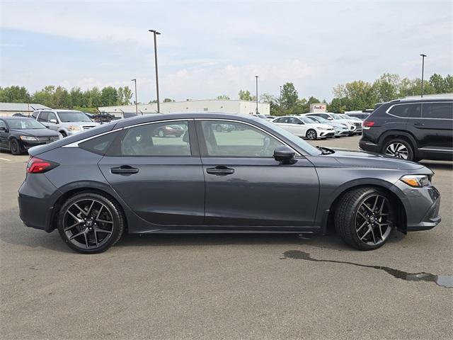 Photo of 2024 Meteorite Gray Metallic Honda Civic