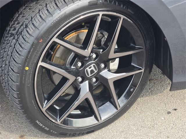 Photo of 2024 Meteorite Gray Metallic Honda Civic