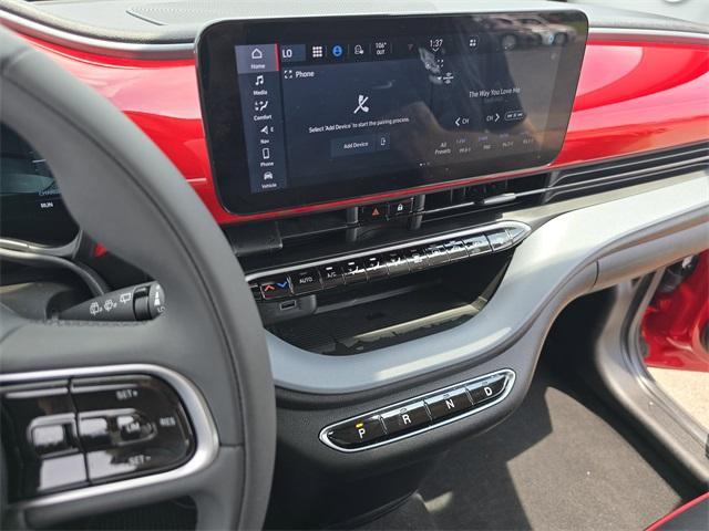Photo of 2024 Red FIAT 500e