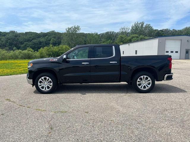 Photo of 2023 Black Chevrolet Silverado 1500