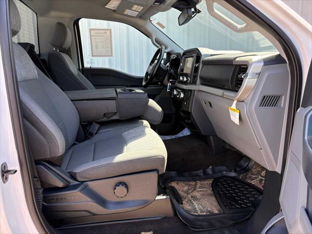 Photo of 2021 Oxford White Ford F-150