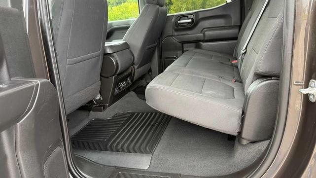 Photo of 2021 Oxford Brown Metallic Chevrolet Silverado 1500