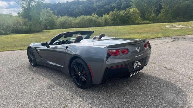 Photo of 2015 Shark Gray Metallic Chevrolet Corvette