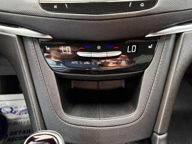 Photo of 2025 Stellar Black Metallic Cadillac XT5