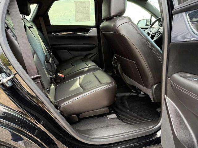 Photo of 2025 Stellar Black Metallic Cadillac XT5