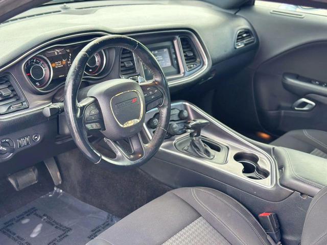 Photo of 2015 Granite Crystal Metallic Clearcoat Dodge Challenger