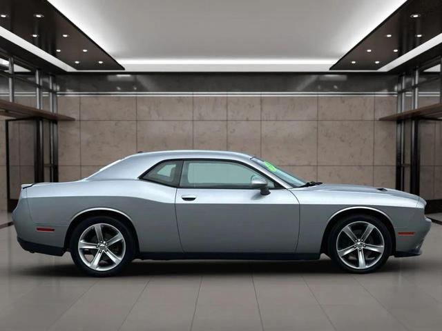 Photo of 2015 Granite Crystal Metallic Clearcoat Dodge Challenger