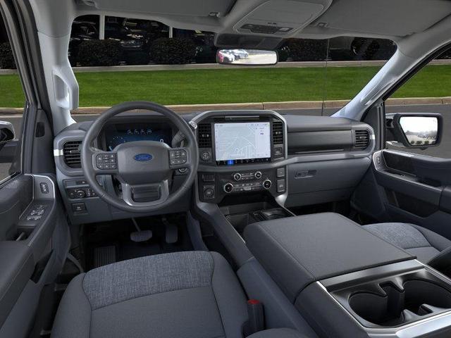 Photo of 2025 Oxford White Ford F-150