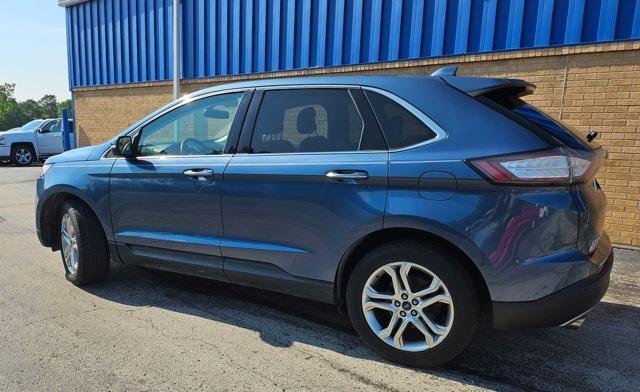 Photo of 2018 Blue Metallic Ford Edge