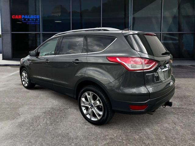 Photo of 2015 Magnetic Ford Escape