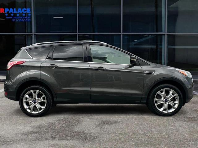 Photo of 2015 Magnetic Ford Escape