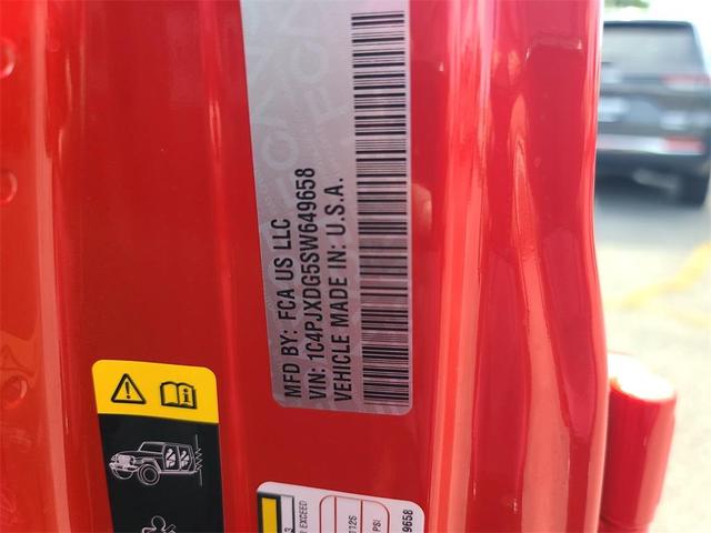 Photo of 2025 Firecracker Red Clearcoat Jeep Wrangler