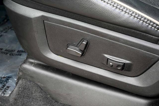 Photo of 2024 Diamond Black RAM 2500