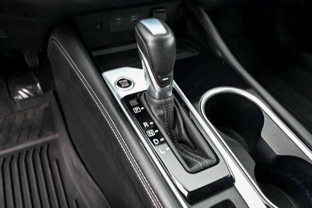 Photo of 2023 Brilliant Silver Metallic Nissan Altima