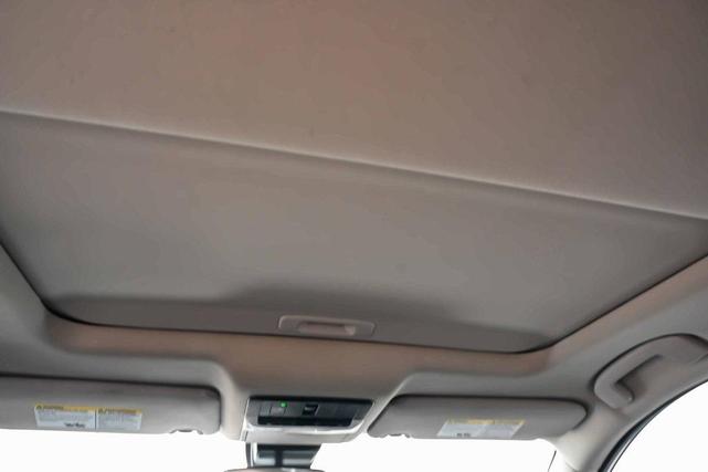 Photo of 2023 Brilliant Silver Metallic Nissan Altima
