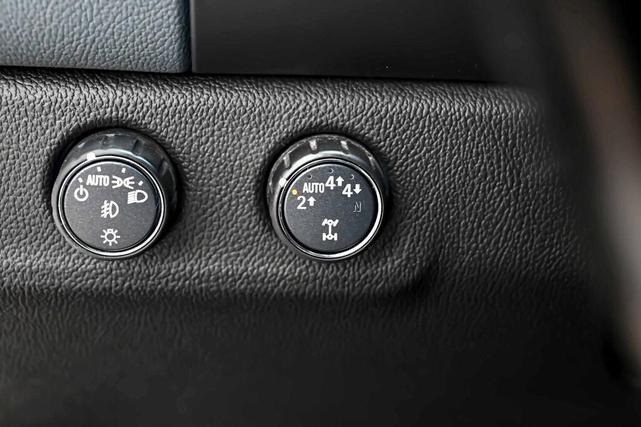 Photo of 2021 Satin Steel Metallic Chevrolet Colorado