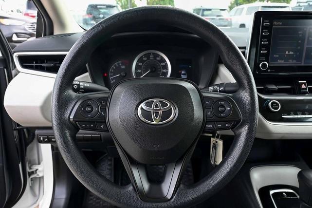 Photo of 2021 White Toyota Corolla