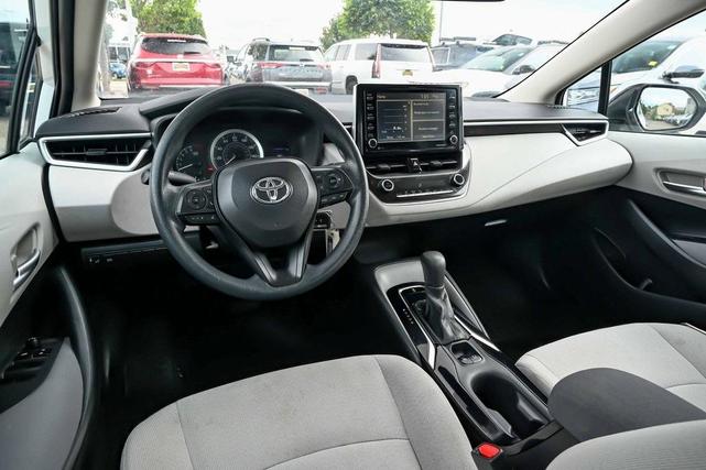 Photo of 2021 White Toyota Corolla