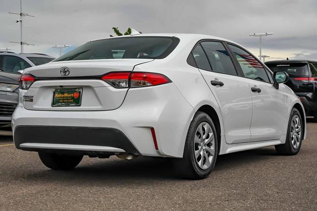 Photo of 2021 White Toyota Corolla