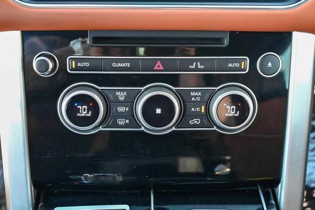 Photo of 2017 Fuji White Land Rover Range Rover