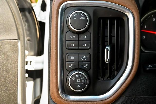 Photo of 2022 Summit White Chevrolet Silverado 3500