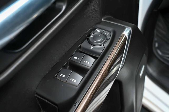 Photo of 2022 Summit White Chevrolet Silverado 1500 Limited