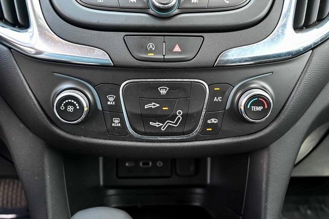 Photo of 2023 Summit White Chevrolet Equinox