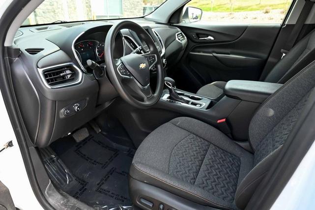 Photo of 2023 Summit White Chevrolet Equinox