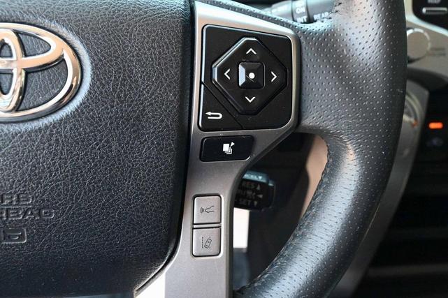Photo of 2021 Red Toyota 4Runner