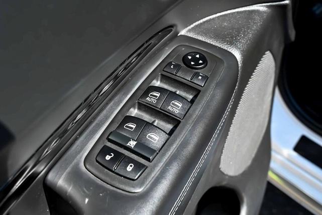 Photo of 2021 White Knuckle Clearcoat Dodge Durango