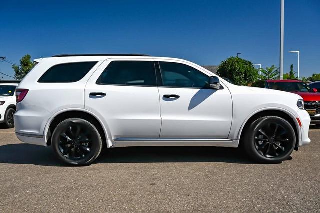 Photo of 2021 White Knuckle Clearcoat Dodge Durango