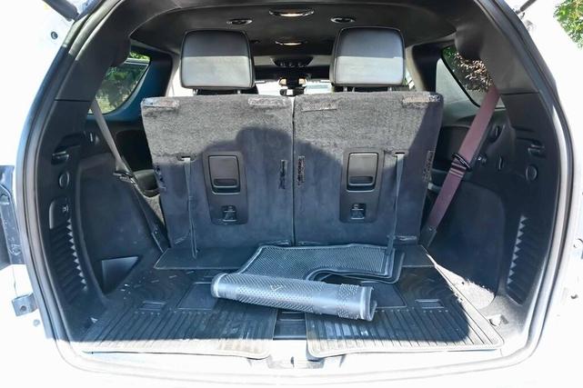 Photo of 2021 White Knuckle Clearcoat Dodge Durango