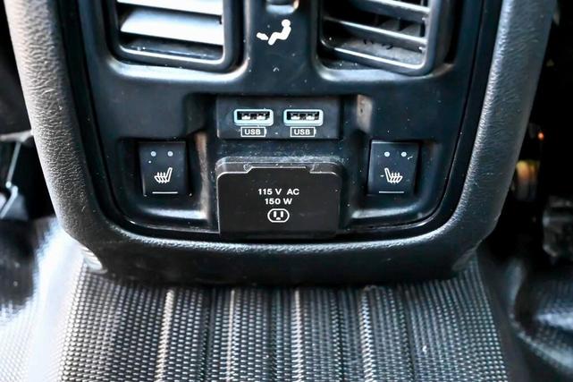 Photo of 2021 White Knuckle Clearcoat Dodge Durango