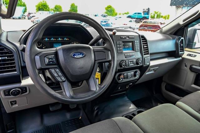 Photo of 2015 Oxford White Ford F-150