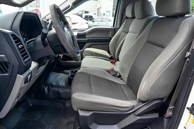 Photo of 2015 Oxford White Ford F-150