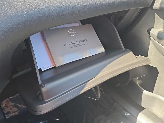 Photo of 2022 Gun Metallic Nissan Rogue Sport
