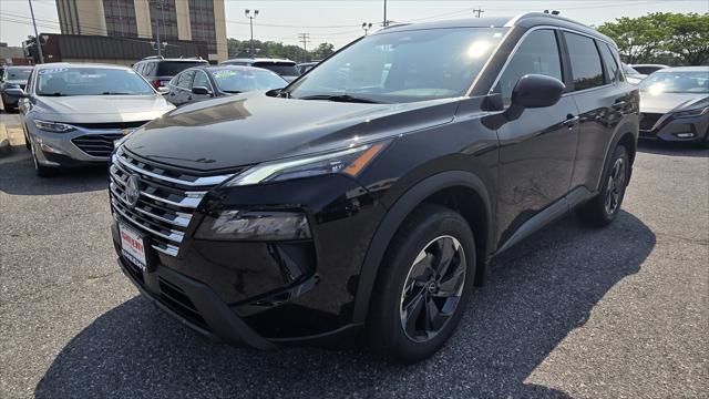 Photo of 2025 Super Black Nissan Rogue