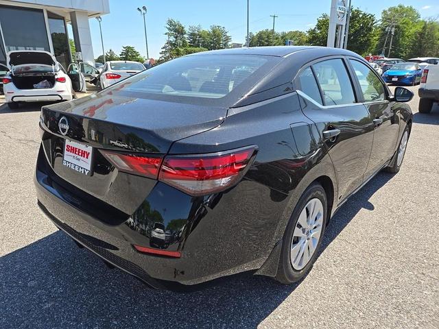 Photo of 2025 Super Black Nissan Sentra