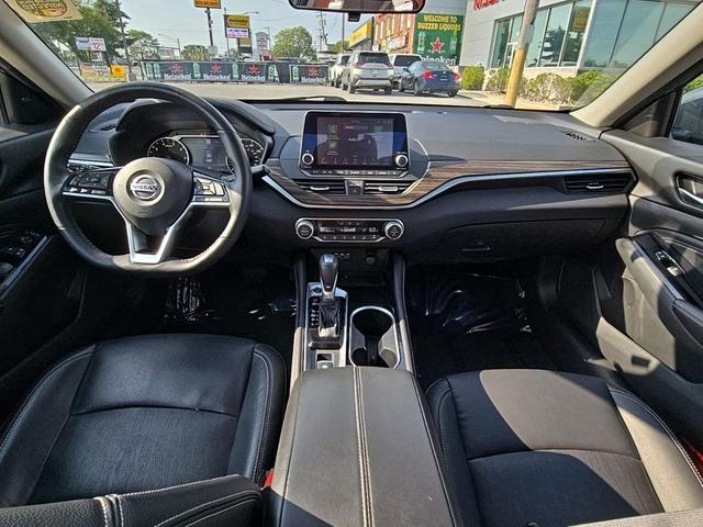 Photo of 2021 Gun Metallic Nissan Altima