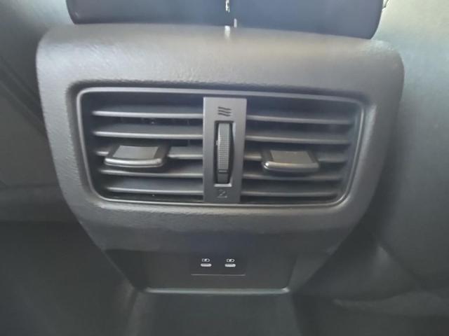Photo of 2024 Super Black Nissan Rogue