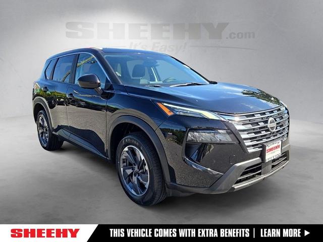 Photo of 2024 Super Black Nissan Rogue