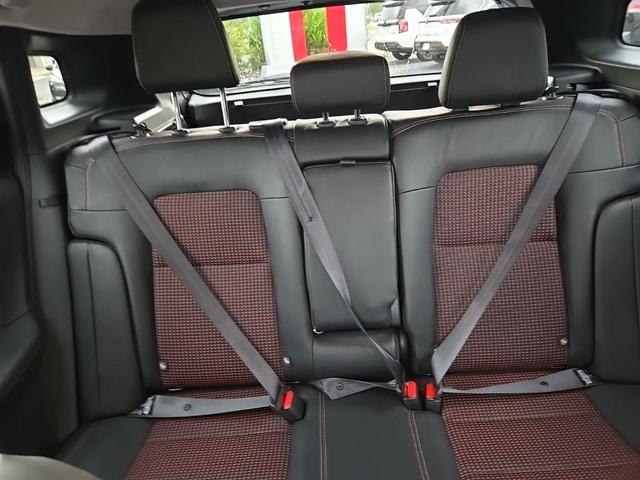 Photo of 2025 Gun Metallic/Super Black Nissan Kicks