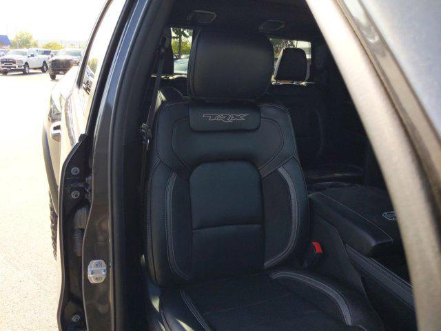 Photo of 2022 Granite Crystal Metallic Clearcoat RAM 1500
