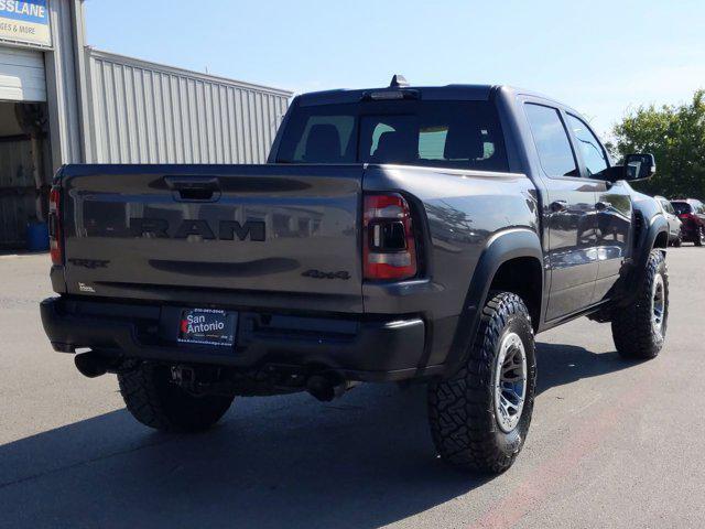 Photo of 2022 Granite Crystal Metallic Clearcoat RAM 1500